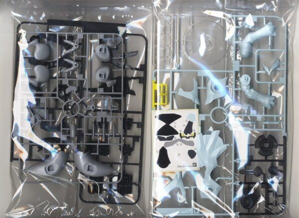 RESERVA Pokémon Plastic Model Kit 27 Kyurem Negro BANDAI Spirits Hobby PLAMO